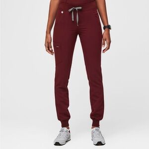 Figs Burgundy Zamora 2.0 Joggers size Medium